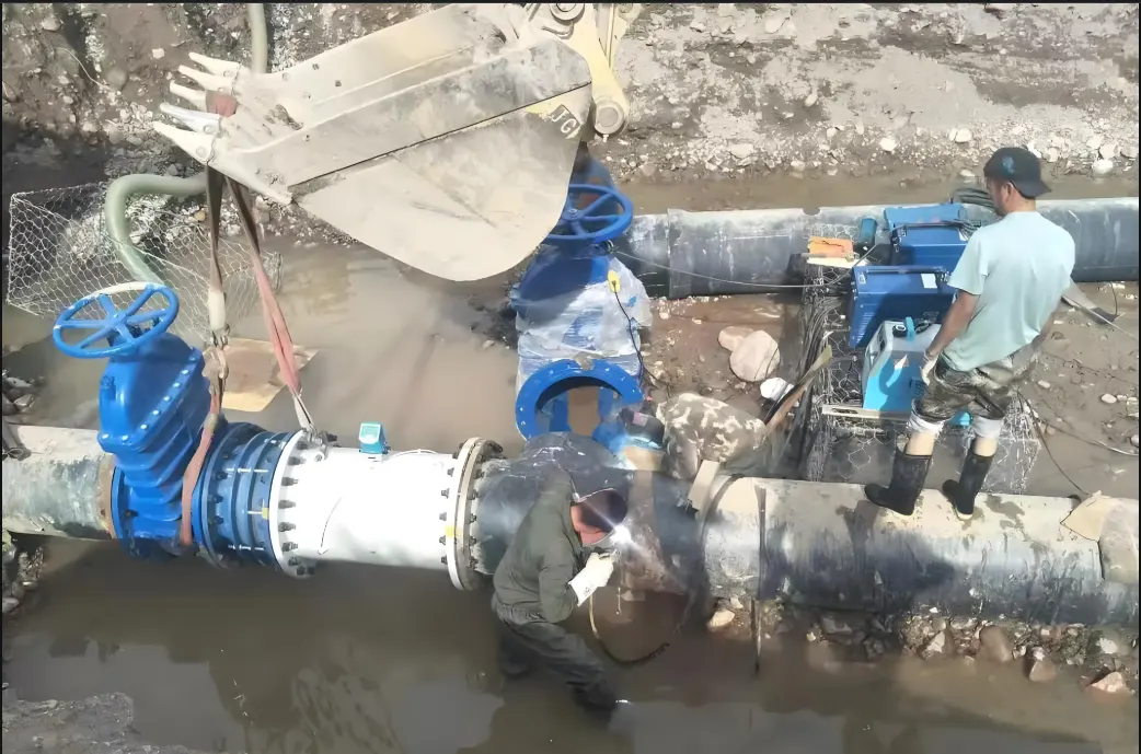 Instalação de medidor de vazão Flow meter installation
