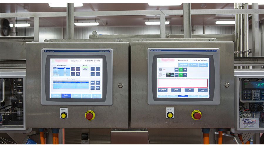 Saídas do medidor de vazão de ketchup para PLC e DCS ketchup flow meter outputs to PLC and DCS